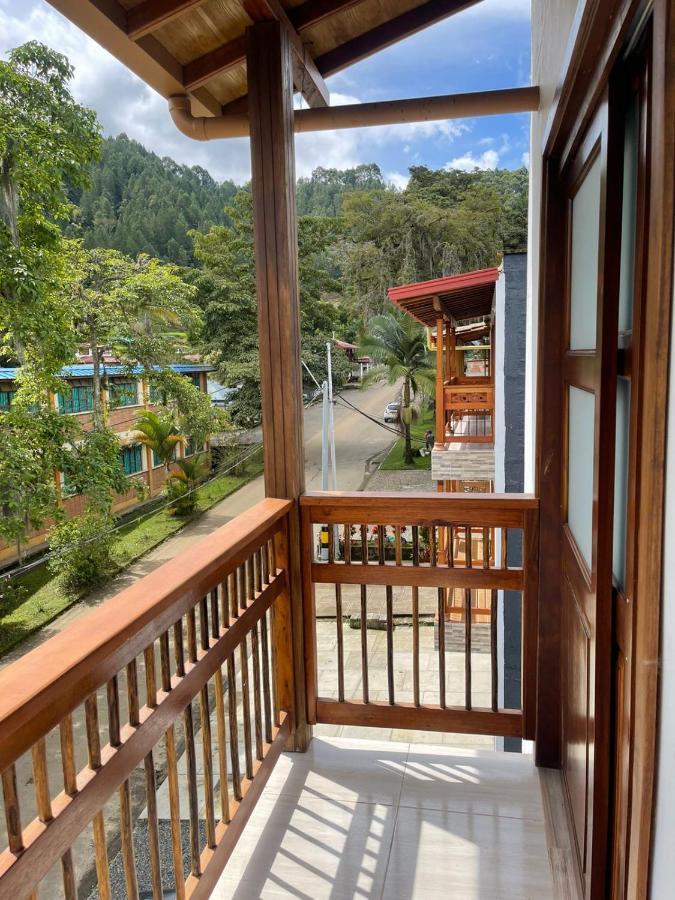 Apartamentos para descansar y disfrutar del paisaje Jardín Exterior foto